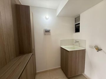 Apartamento en venta de 3 habitaciones con balcón en Madrid, Prosperidad.