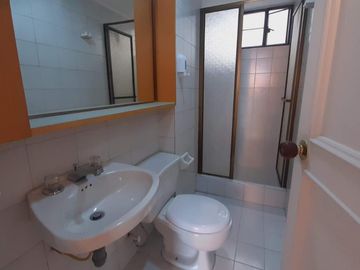 Apartamento en venta de 3 habitaciones en Bogotá, Quinta Paredes.