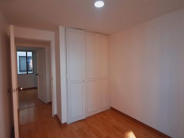 Apartamento en venta de 3 habitaciones en Bogotá, Quinta Paredes.