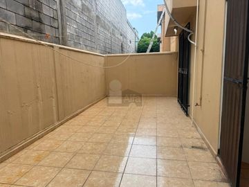 Casa sola en renta en Del Paseo Residencial, Monterrey, Nuevo León