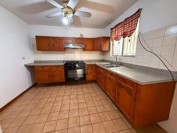 Casa sola en renta en Del Paseo Residencial, Monterrey, Nuevo León