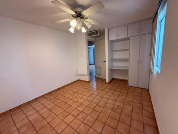 Casa sola en renta en Del Paseo Residencial, Monterrey, Nuevo León