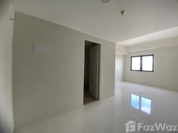 Studio Condo for sale at Kizuna Heights
