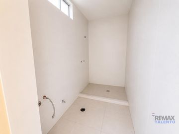 Hermoso Departamento Dúplex En Ate Vitarte - 1er piso