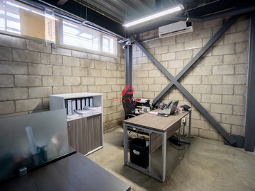 Edificio Corporativo En Venta Sobre Av. Circunvalación, Guadalajara