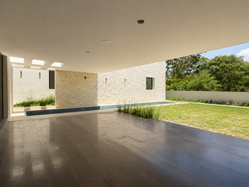 HERMOSA CASA EN VENTA EN PASEO DEL JAGUAR COUNTRY CLUB
