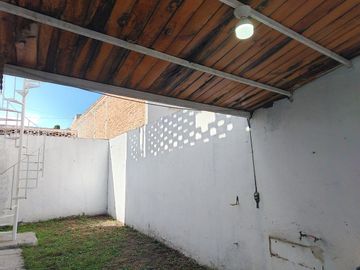 CASA EN RENTA EN LA CIMATARIO, QUERETARO