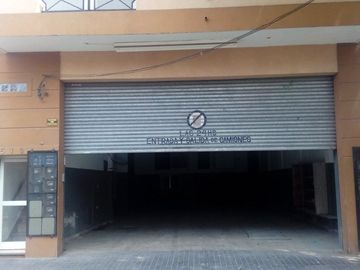 VENTA DEPOSITO EN SANTOS LUGARES
