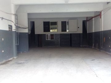 VENTA DEPOSITO EN SANTOS LUGARES
