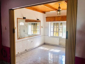 REMAX VENDE CASA 3 DORMITORIOS Y PATIO EN RECREO