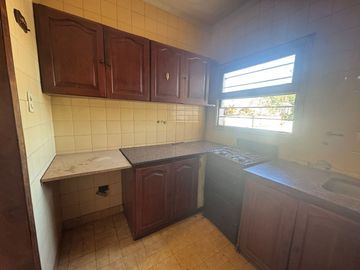 VENTA PH 3 AMB. AL FRENTE A RECICLAR NUEVA POMPEYA