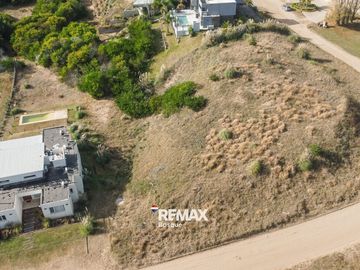 VENTA DE LOTE EN EL BARRIO GOLF DE COSTA ESMERALDA