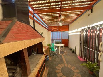 VENTA CASA  SAN LORENZO 2 DORMITORIOS