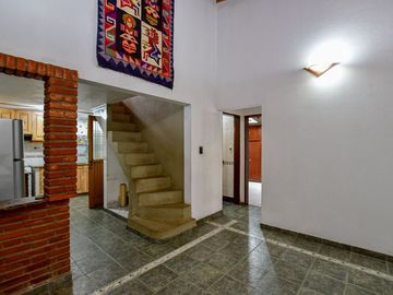 CASA VENTA BERISSO 2 DORMITORIOS QUINCHO PLAYROOM