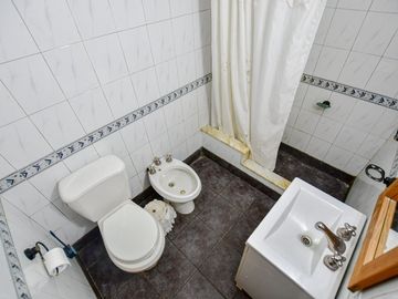 CASA VENTA BERISSO 2 DORMITORIOS QUINCHO PLAYROOM