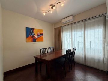 VENTA OFICINA CON MOVILIARIO COMPLETO-MICROCENTRO