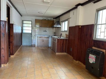 VENTA CASA 2 DORMITORIOS GRAN JARDIN VERDE PEREZ