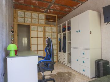VENTA/CASA AMUEBLADA CON PILETA - SAN LORENZO