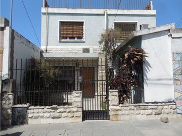 CASA VENTA BARRIO COLON 4 DORMITORIOS