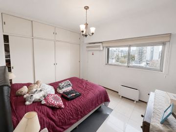DEPARTAMENTO 5 AMB EN VENTA EN AVELLANEDA BALCON