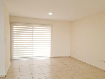 Residencial Las Fuentes - Privada con Amenidades y Seguridad 24/7