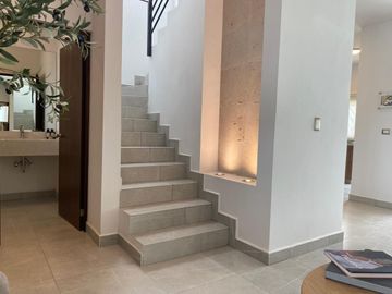 CASA EN VENTA EN RESIDENCIAL LA RIOJA (MODELO TOLEDO) TORREON COAH.