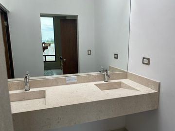 CASA EN VENTA EN RESIDENCIAL LA RIOJA (MODELO BARCELONA) TORREON, COAH.