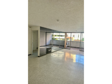 Venta Apartamento en Granada, Norte de Cali 3795.