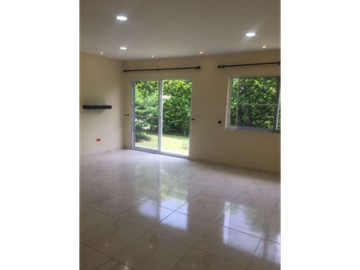 Venta Casa Condominio en Las Mercedes, Jamundí 2324.