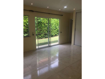 Venta Casa Condominio en Las Mercedes, Jamundí 2324.