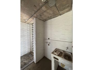 Venta Casa Condominio Obra Gris en El Castillo, Jamundí 1973.