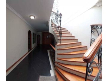 Venta Casa en La Flora, Norte de Cali 977.