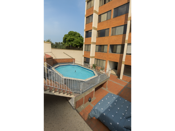 Venta Apartamento en Granada, Norte de Cali 3517.