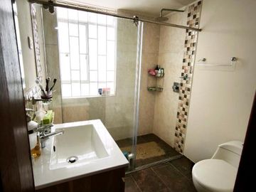 Casa en venta de 4 habitaciones en Bogotá, San Fernando.