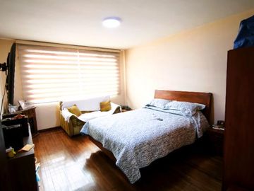 Casa en venta de 4 habitaciones en Bogotá, San Fernando.