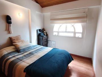 Apartamento en venta de 3 habitaciones en Bogotá, Cedritos.