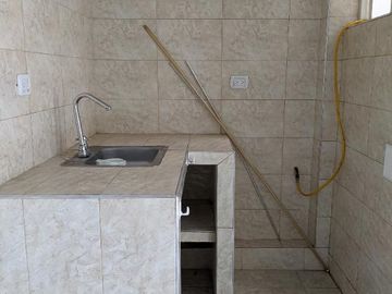 Casa lote en venta de 290m² con terraza en Bogotá, BOSA AMISTAD.