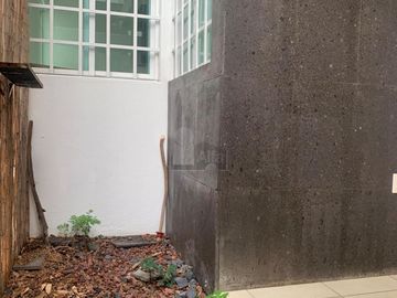 Departamento en Renta en planta baja en zona de lomas 4ta Sección