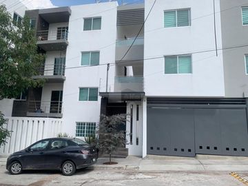 Departamento en Renta en planta baja en zona de lomas 4ta Sección