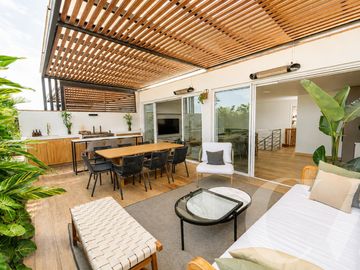 LINDO DEPARTAMENTO DUPLEX CON TERRAZA Y VISTA A LA CALLE