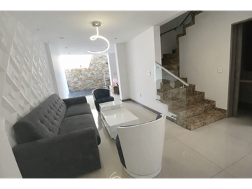 Venta Casa en Valle del Lili, Sur de 3842.