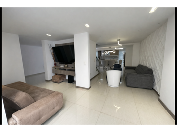 Venta Casa en Valle del Lili, Sur de 3842.