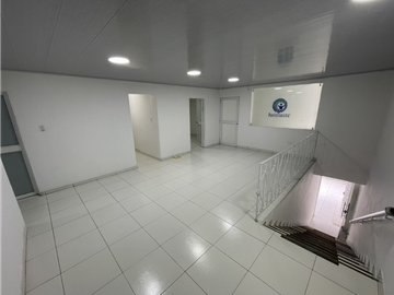 Venta Casa Bifamiliar en Colseguros, Sur de Cali 2670.