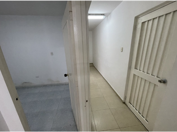 Venta Casa Bifamiliar en Colseguros, Sur de Cali 2670.