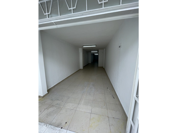 Venta Casa Bifamiliar en Colseguros, Sur de Cali 2670.