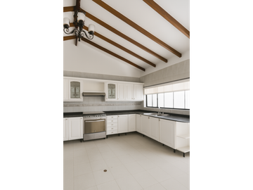 Venta Casa en El Bosque, Norte de Cali 3102.