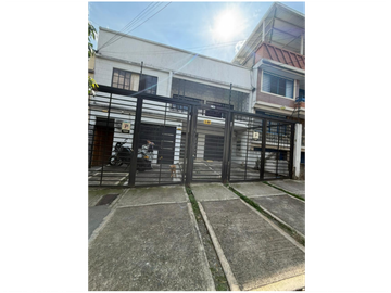 Venta Apartamento PH en Miraflores, Oeste de Cali 3586.