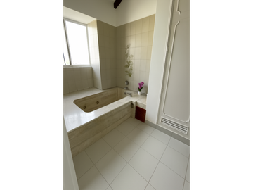 Venta Apartamento penthouse en Granada, Norte de Cali 3515.