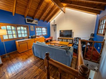 Casa en Venta, Punta Chica, Victoria