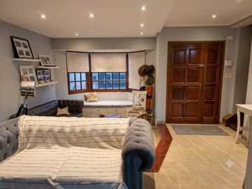 Casa en Venta, Punta Chica, Victoria